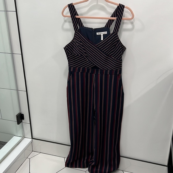 Blue BCBG Romper size 8 with Pockets - Picture 1 of 4